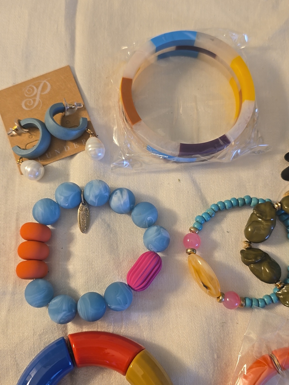 Plunder 8pc Jewelry Bundle,colorful Bead Bracelets & Earrings That Match All New - Picture 11 of 11